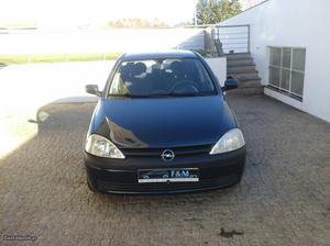 Opel Corsa V Maio/01 - à venda - Ligeiros