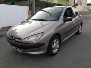 Peugeot EUR/MÊS Abril/02 - à venda - Ligeiros