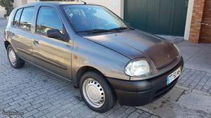 Renault Clio 1.2 Novembro/98 - à venda - Ligeiros