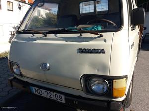 Toyota HiAce Caixa aberta Fevereiro/84 - à venda -