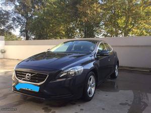 Volvo V40 d2 Maio/15 - à venda - Ligeiros Passageiros,