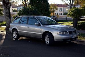 Audi A4 1.9 TDi 110cv Maio/98 - à venda - Ligeiros