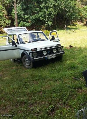 Lada Niva 1.9 Diesel Novembro/96 - à venda - Pick-up/