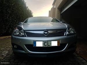 Opel Astra GTC CV Novembro/06 - à venda - Comerciais