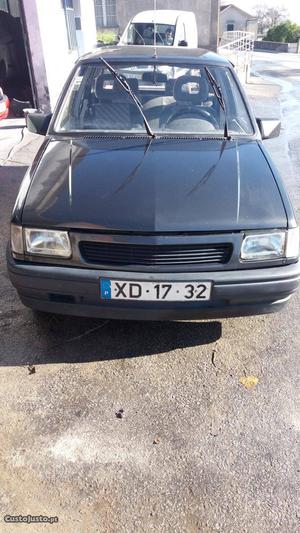 Opel Corsa 1.5 td Julho/91 - à venda - Ligeiros