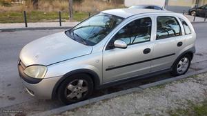 Opel Corsa 1.7 dti Fevereiro/01 - à venda - Ligeiros