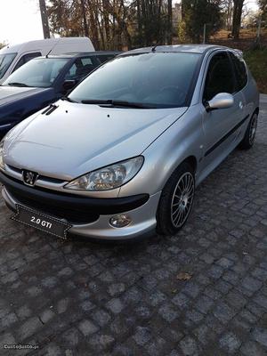 Peugeot  gti 136cv Julho/99 - à venda - Ligeiros