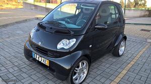 Smart ForTwo c acces brabus Março/04 - à venda - Ligeiros