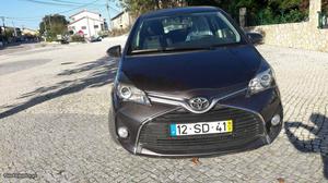 Toyota Yaris 1.0 VVT-I Novembro/16 - à venda - Ligeiros