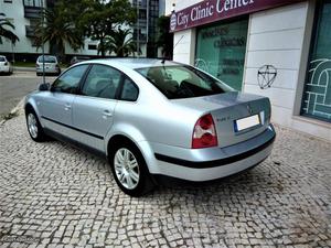 VW Passat 1.6 excelente estado Setembro/03 - à venda -