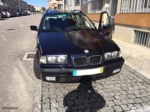 BMW 318 TDS Touring Abril/99 - à venda - Ligeiros