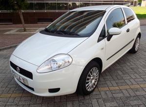 Fiat Punto 1.3 JTD MultiJet Novembro/10 - à venda -