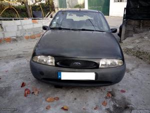 Ford Fiesta techo V Janeiro/96 - à venda - Ligeiros