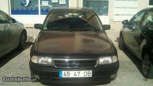 Opel Astra 1.4 F cc Dezembro/93 - à venda - Ligeiros