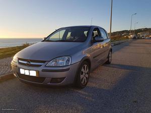 Opel Corsa CDTi Novembro/03 - à venda - Ligeiros