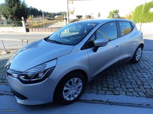 Renault Clio 1.5 dci dynamique Outubro/13 - à venda -