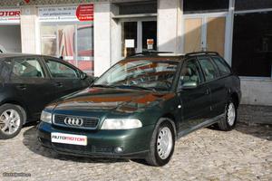 Audi A4 Avant 1.8i 125cv Julho/99 - à venda - Ligeiros