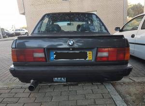 BMW 116 E30 Janeiro/90 - à venda - Ligeiros Passageiros,