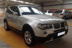 BMW X3 2.0d XDrive Abril/09 - à venda - Monovolume / SUV,