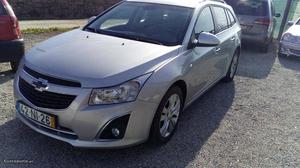 Chevrolet Cruze 1.7 sw ltz Novembro/12 - à venda - Ligeiros