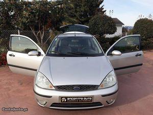 Ford Focus 1.8 TdDI Dezembro/01 - à venda - Ligeiros