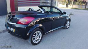 Opel Tigra 1.3 cdti cabrio Março/06 - à venda - Ligeiros