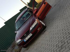 Opel Vectra 1.7 td Fevereiro/96 - à venda - Ligeiros