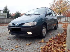 Renault Scénic RN 1.4i AC Outubro/97 - à venda - Ligeiros