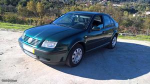 VW Bora 1.9 TDI Janeiro/99 - à venda - Ligeiros