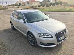 Audi A3 sportback Sport 1.6 Diesel Abril/11 - à venda -