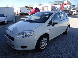 Fiat Grande Punto 1.3 MULTI-JET AC Fevereiro/10 - à venda -