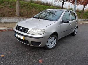 Fiat Punto 1.2 / 5 PORTAS / AC Dezembro/03 - à venda -