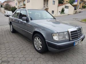 Mercedes-Benz E 250 E250D Julho/93 - à venda - Ligeiros