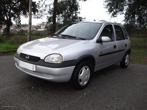 Opel Corsa V  KMS Março/99 - à venda -