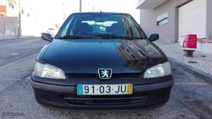 Peugeot 106 económico muito bom Março/98 - à venda -