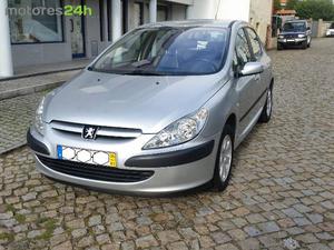 Peugeot V XT Premium