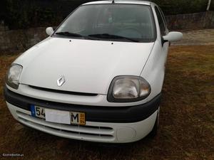 Renault Clio 1.5dci van Abril/01 - à venda - Comerciais /