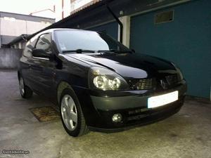 Renault Clio dci C/a.c C/NOVO Março/02 - à venda -