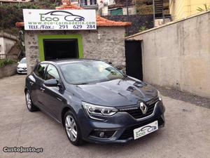 Renault Mégane 1.5 DCI Berline Março/16 - à venda -