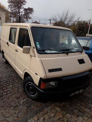 Renault Trafic 2.1 7 lugares Março/85 - à venda - Ligeiros