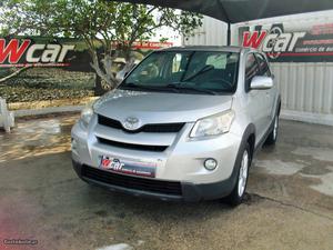 Toyota Urban Cruiser 1.4 D4D AWD Maio/10 - à venda -