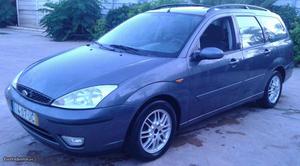 Ford Focus 1.6cc-Ghia,SW Setembro/02 - à venda - Ligeiros