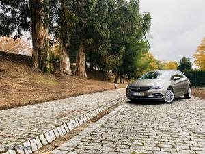 Opel Astra 1.6 CDTi innovation Março/16 - à venda -