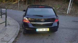 Opel Astra  cdti 90cv Novembro/10 - à venda - Ligeiros