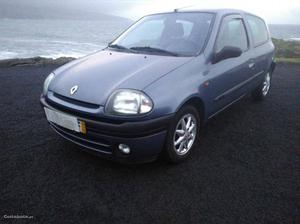 Renault Clio 97 Mil KILOMENTROS Abril/99 - à venda -