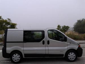 Renault Trafic 1.9 DCI 100cv 6Lug Junho/03 - à venda -