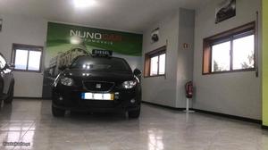 Seat Ibiza 1.2 TDI (75cv) Julho/11 - à venda - Ligeiros