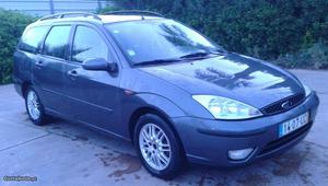 Ford Focus SW,1.6,GHIA Setembro/02 - à venda - Ligeiros