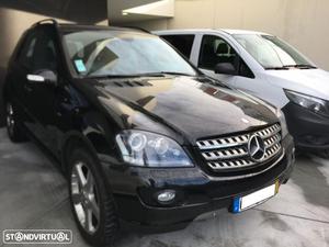  Mercedes-Benz Classe M ML 320 CDi (224cv) (5p)