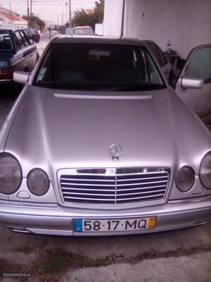 Mercedes-Benz E  Janeiro/99 - à venda - Ligeiros